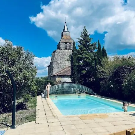 Holiday home Magnifique Maison Avec Piscine Au Calme Du Gers