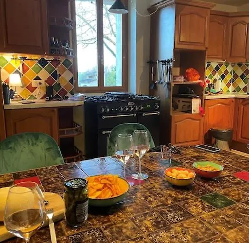 Magnifique Maison Avec Piscine Au Calme Du Gers Ferienhaus